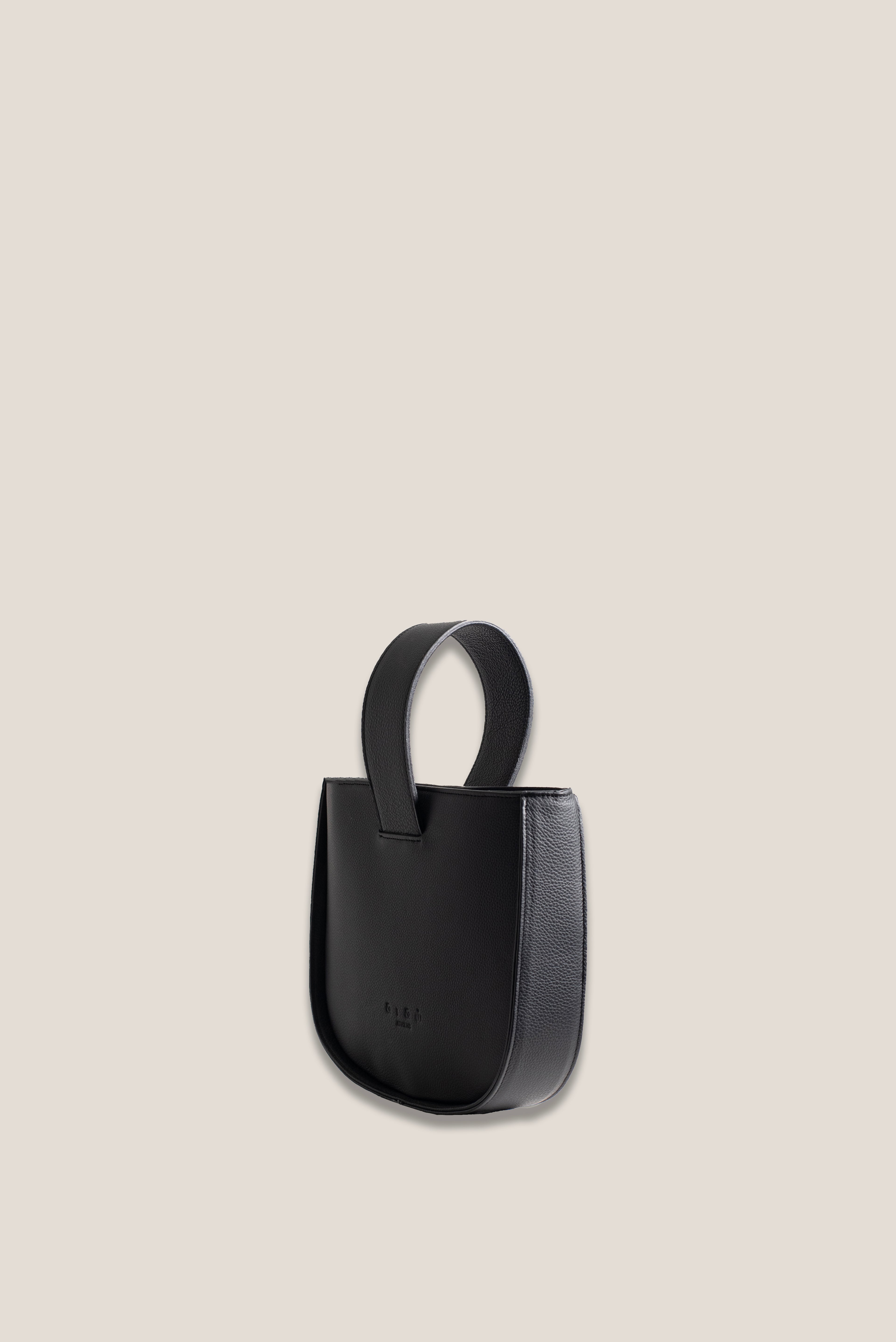 Carrie Handbag Black
