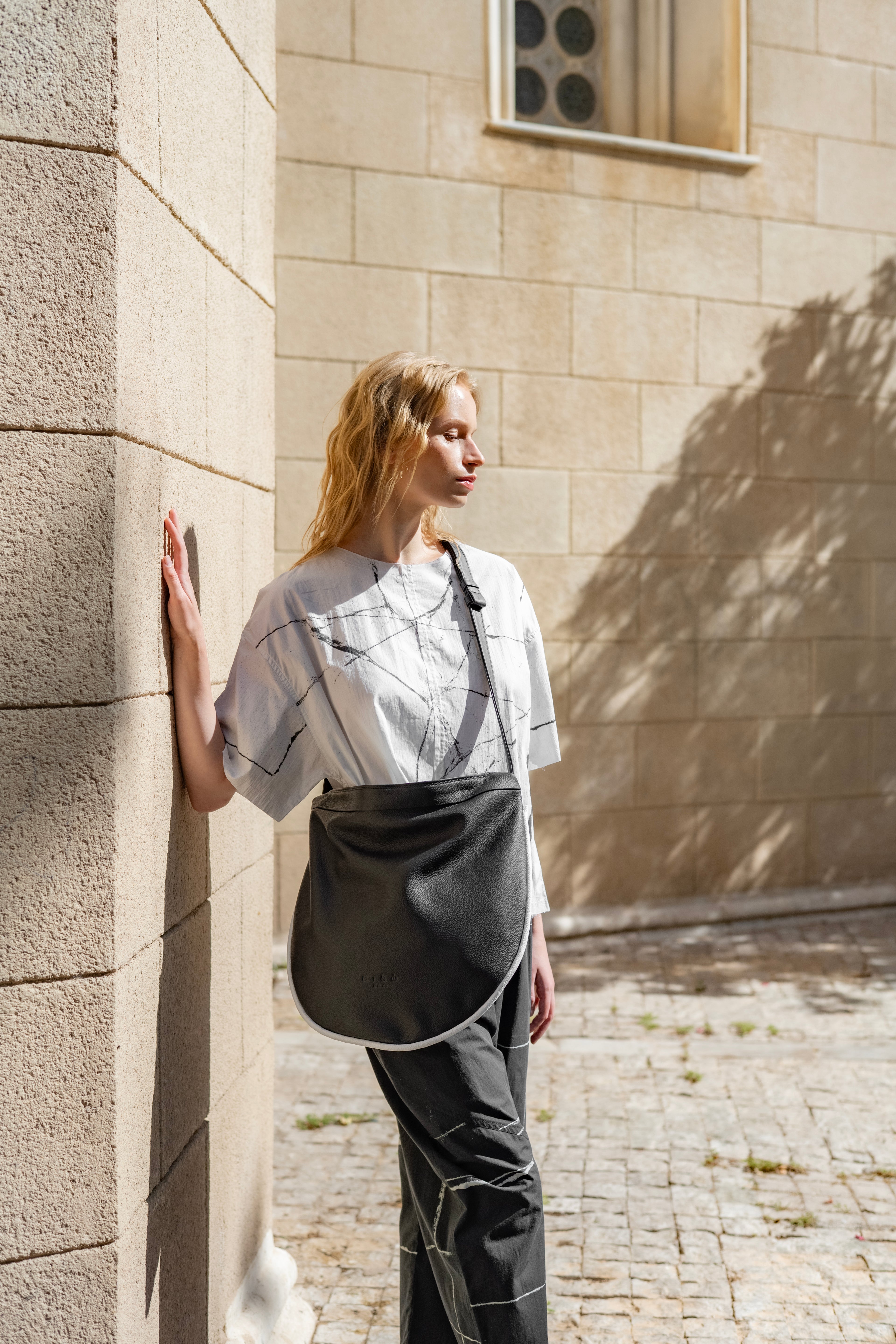 Aspa Shoulder/Crossbody Bag Black And White