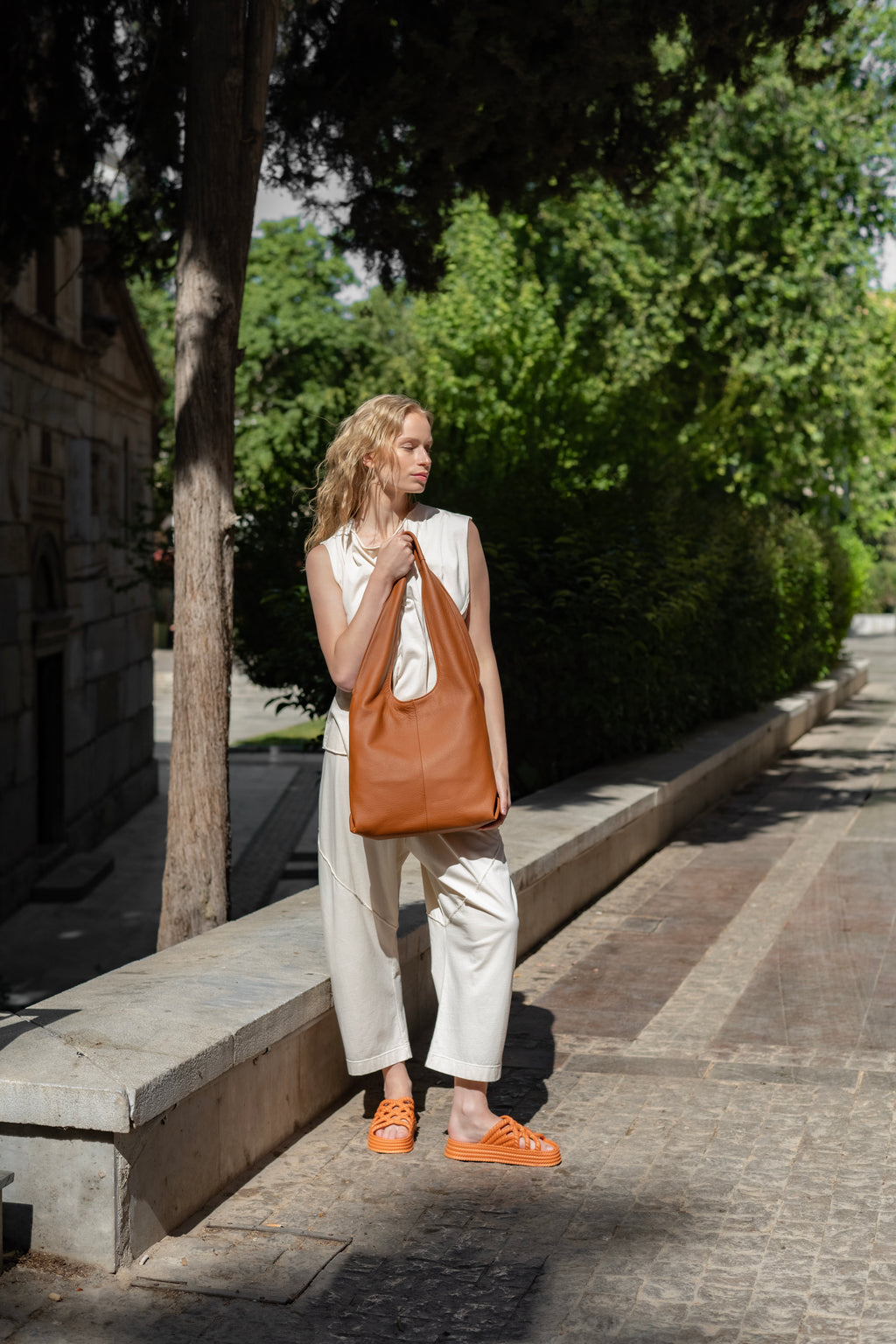 Sienna Shoulder Bag Taba