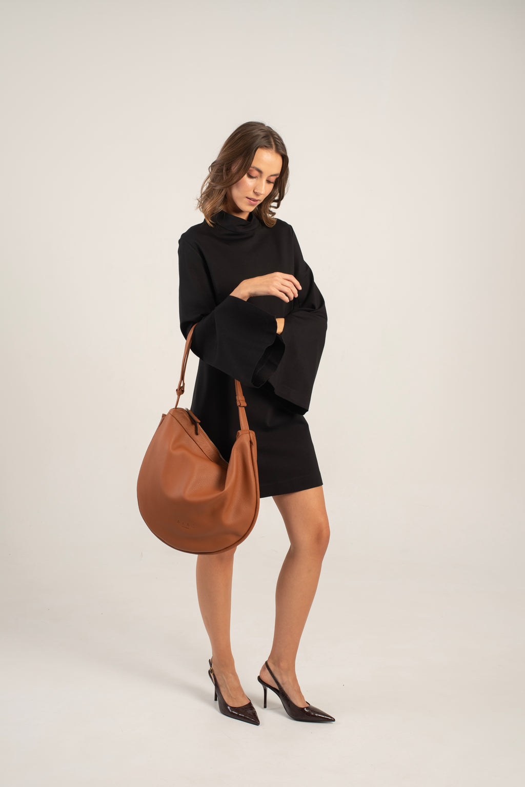 Aspa Shoulder/Crossbody Bag Taba
