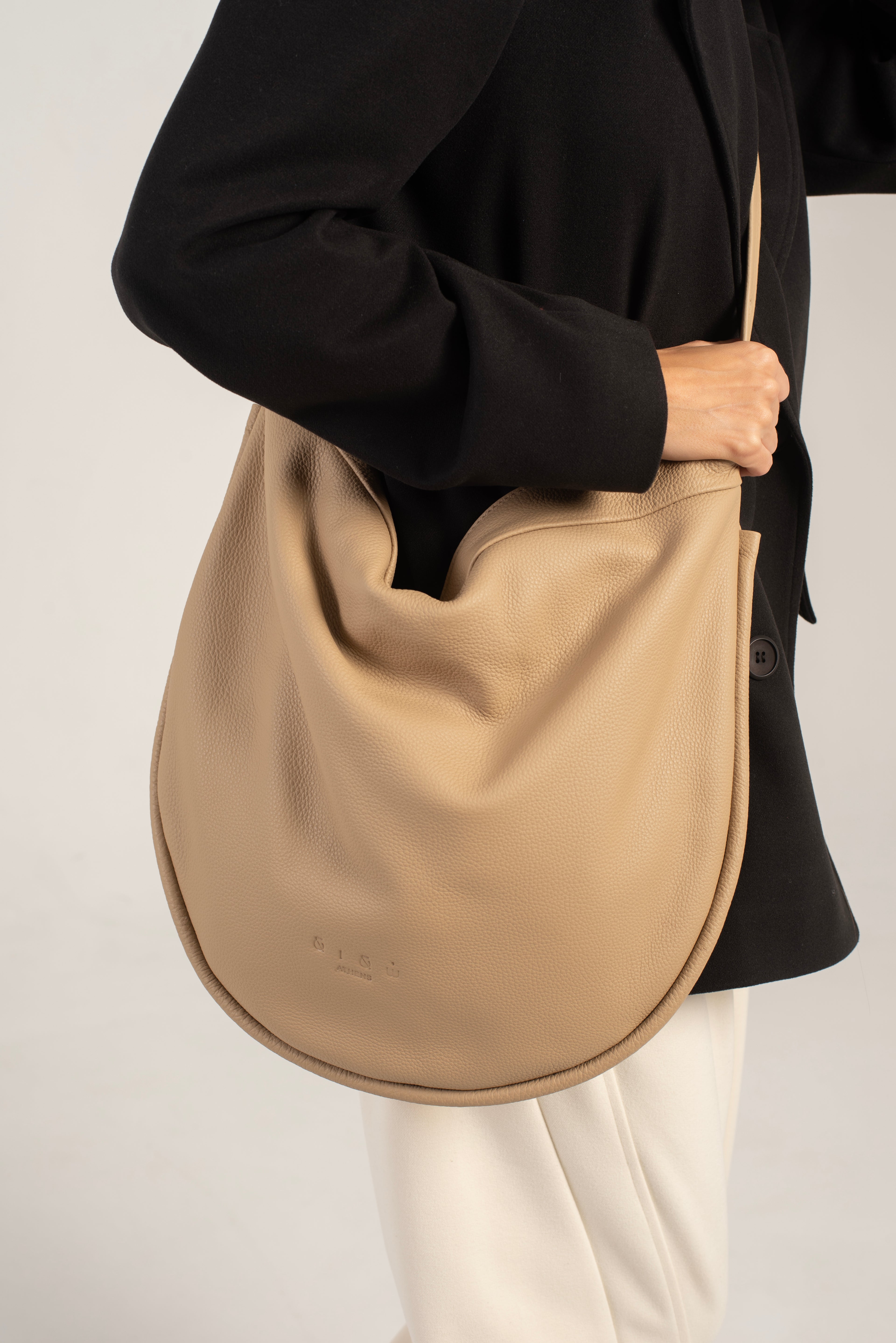 Aspa Shoulder/Crossbody Bag Beige