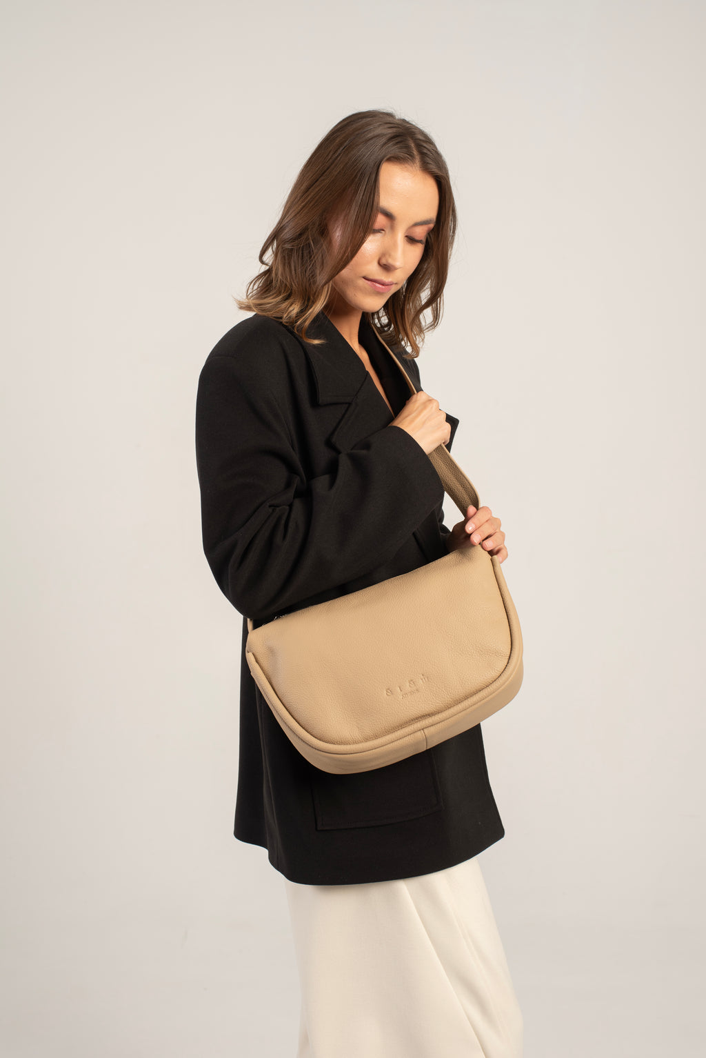 Mingus Shoulder/Cross Body Bag Beige