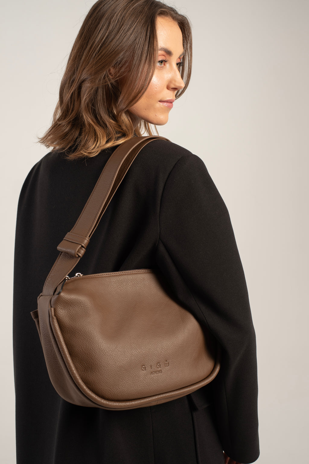 Mingus Shoulder/Cross Body Bag Dark Brown